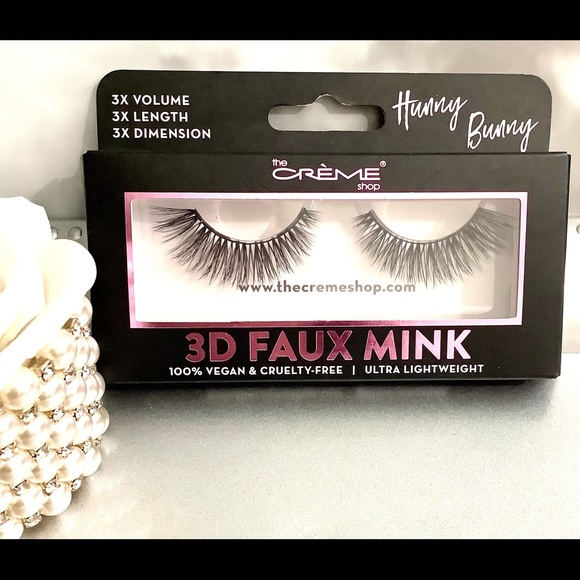 5/$15💕NEW The Creme Shop Hunny Bunny Lashes💕 - Picture 1 of 3